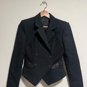 ASYMMETRIC PADDED SHOULDER BLAZER